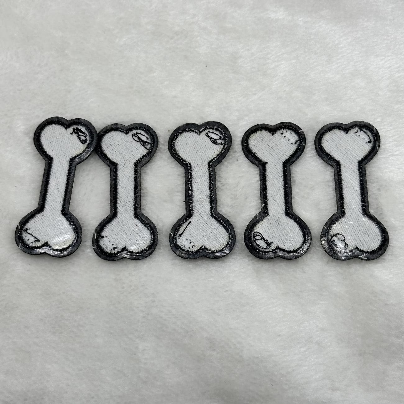 5pcs Cartoon Dog Bone Patches - Iron-On Thermo Adhesive Appliques for Clothing Repair and Decoration