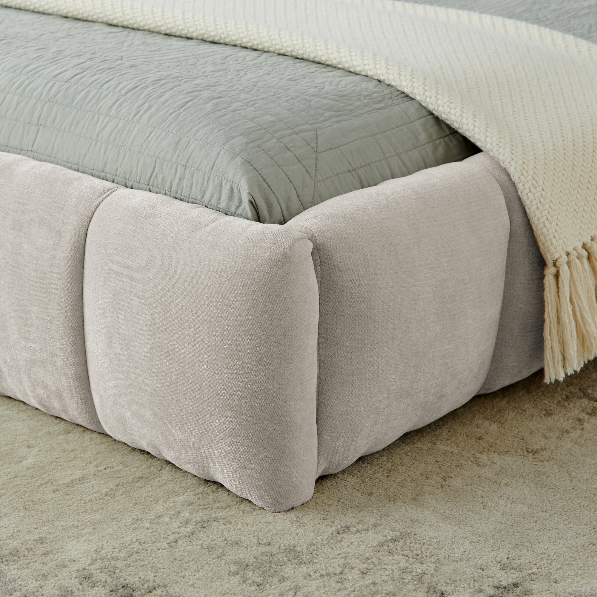 Modern Beige Wood Frame California King Chenille Upholstered Platform Bed with Headboard