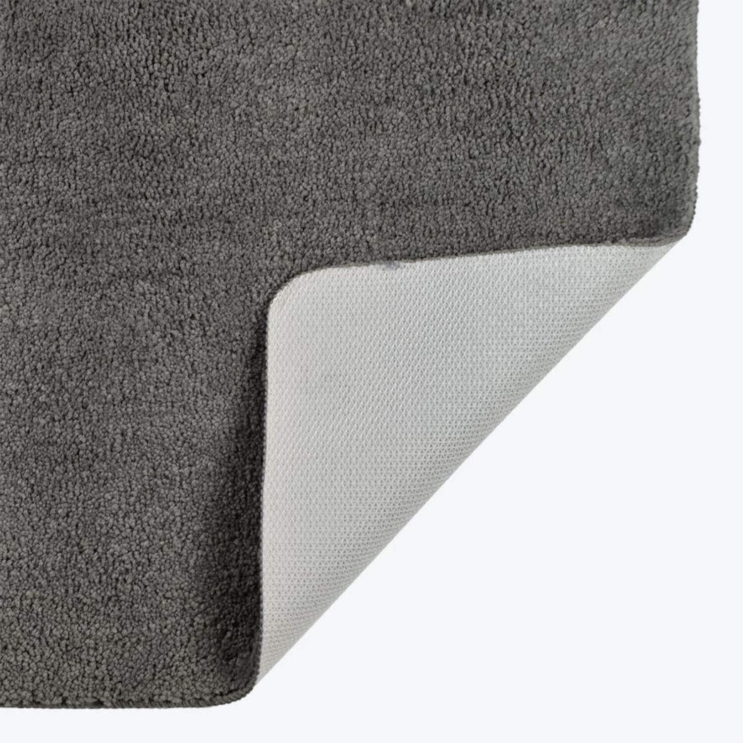 Luxury Bath Mat in Microfibre - Non-Slip  Absorbent