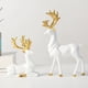 thumbnail image 3 of Monstrate navideña de reno Los materiales exquisitos y de resina agregan encanto a las figuras navideñas de reno caseras Decoración del hogar blanco, 3 of 6