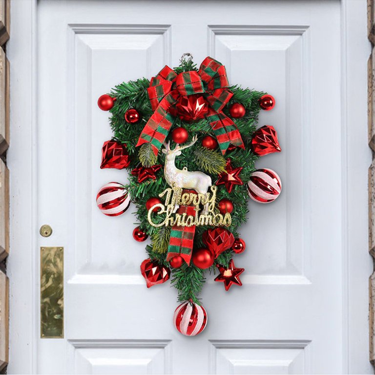 Christmas Red Fruit Christmas Wreath Outdoor Courtyard