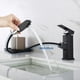 thumbnail image 2 of Grifo para lavabo de baño de color negro, grifo de baño de latón de material superior y resistente, grifo para baño de diseño de una sola manija con rociador extraíble, adecuado para agua fría y, 2 of 5