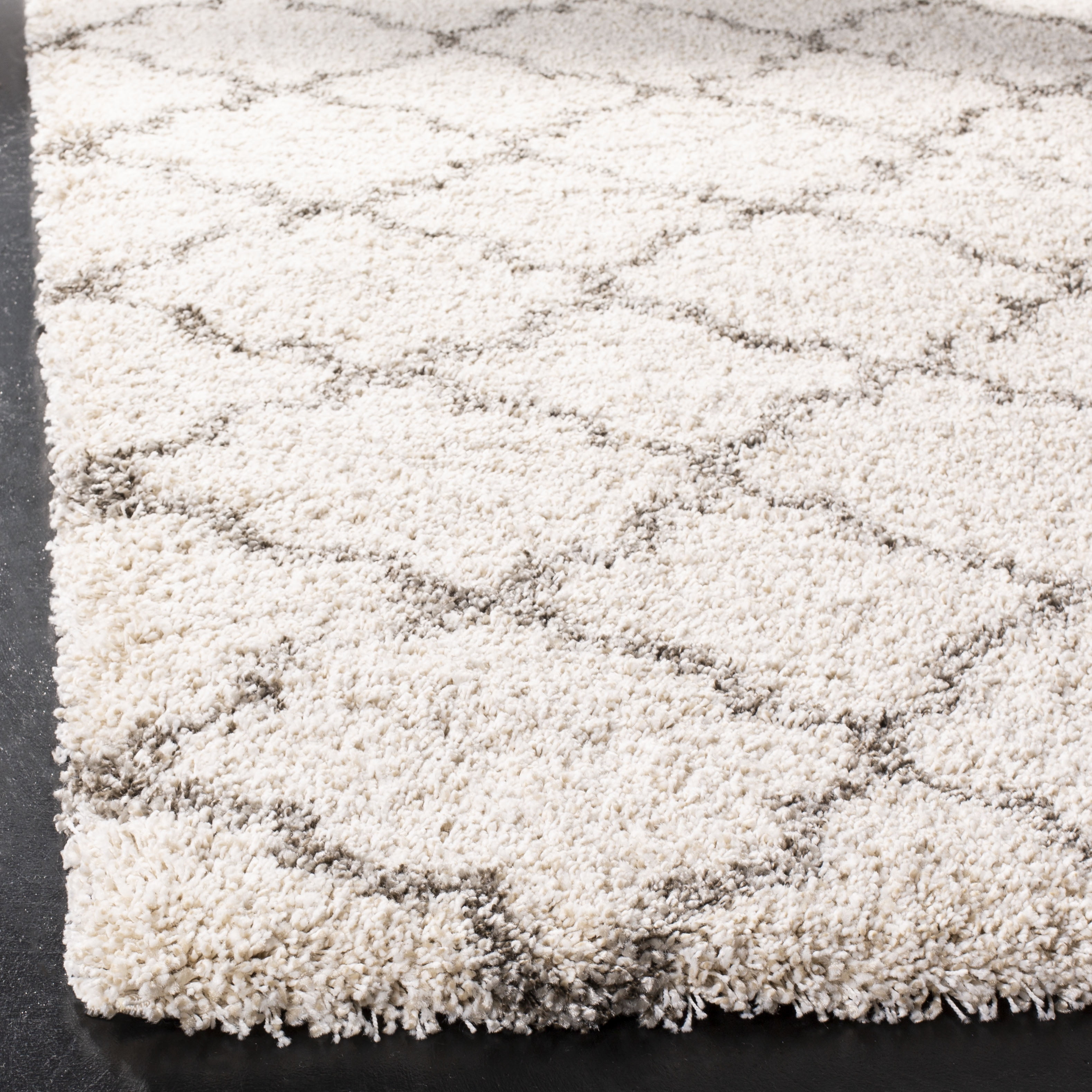 SAFAVIEH Hudson Jaye Geometric Shag Area Rug, Ivory/Grey, 8' x 10'