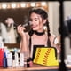 thumbnail image 4 of Paquete de 2 bolsas de maquillaje con estampado de béisbol, bolsa de viaje para cosméticos, bolsa de neopreno impermeable con cremallera para mujeres y niñas, compañeros de equipo de viaje (amarillo) Fokelyi MZQ-0934, 4 of 7