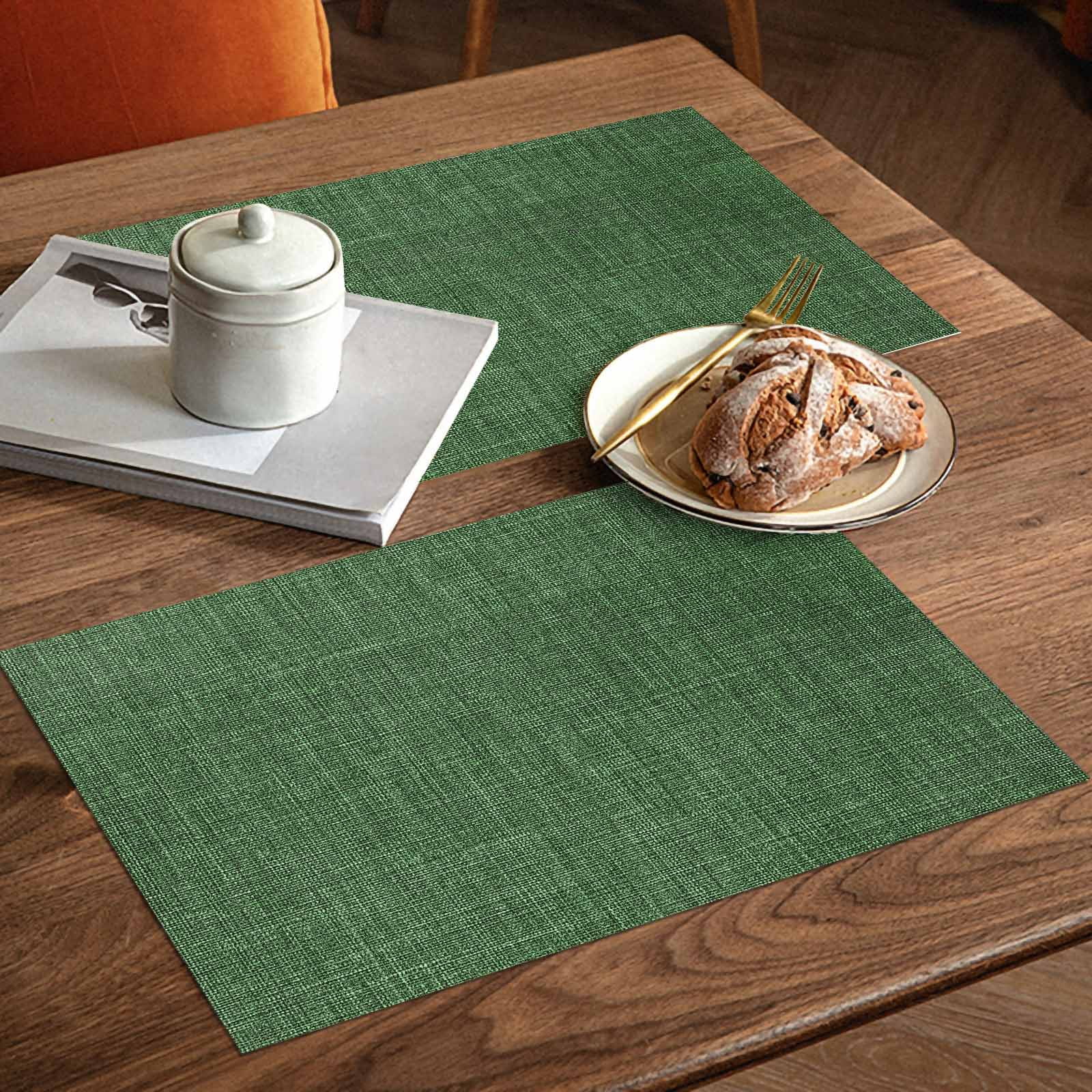 Placemats Set of 4, Green Linen Texture Placemats Set of 4, Vintage Solid Color Tablemats Washable Placemat Table Decoration for Kitchen Table Dinner Party Home Decor Indoor Outdoor 13x19 Inch