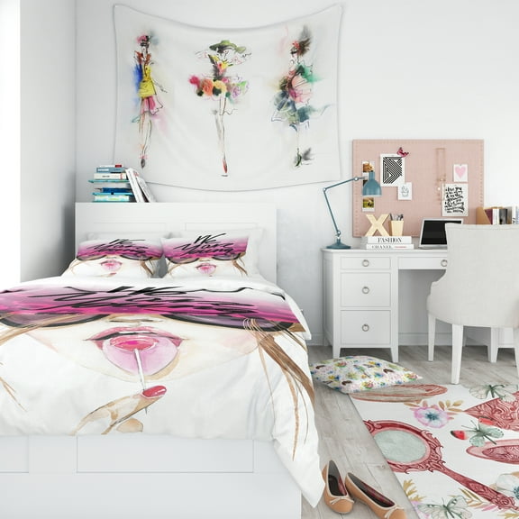 Designart 'We Are Young' Traditional Duvet Cover Set