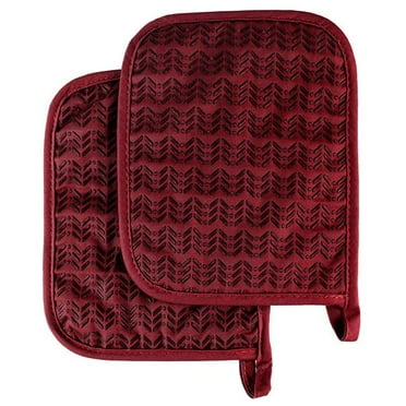 Lavish Home 69-12-BU Quilted & Heat Resistant Pot Holder Set with Silicone Grip, Burgundy - Set of 2
