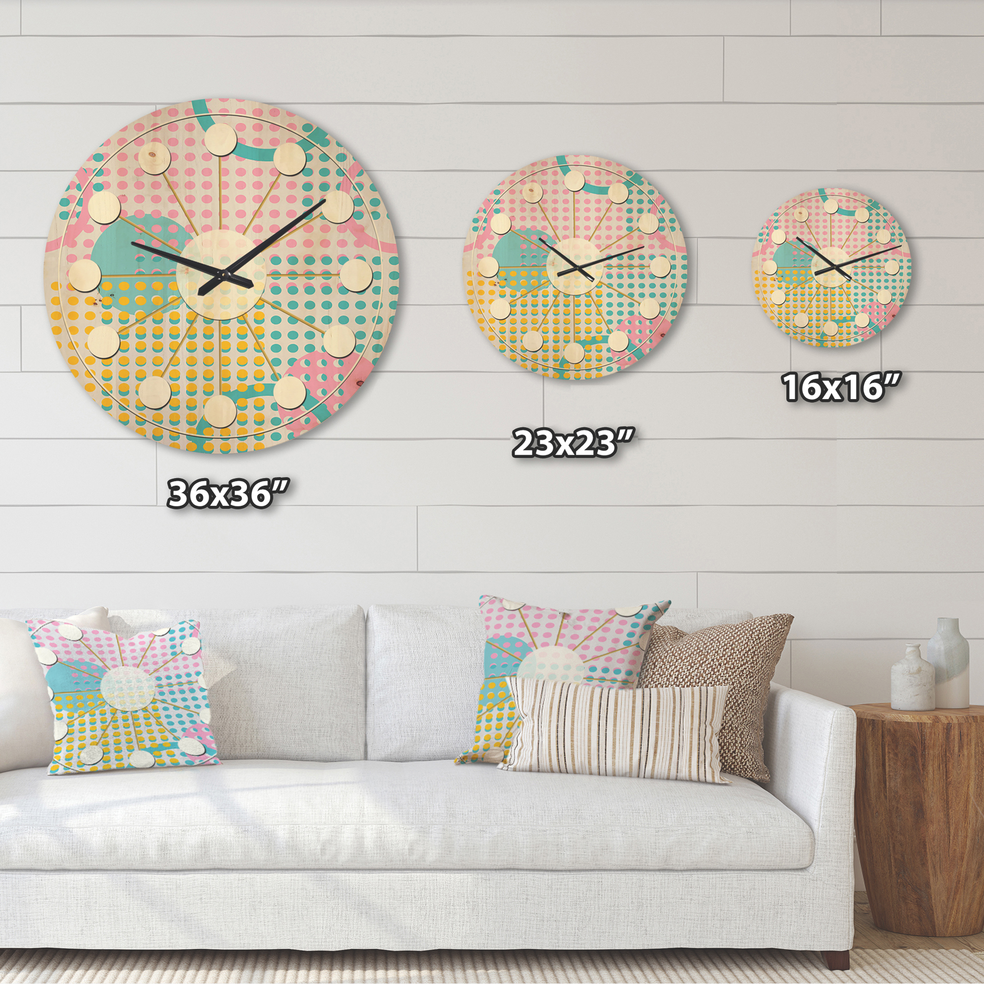 Designart 'Circular Retro Geometry' Mid-Century Modern Wood Wall Clock