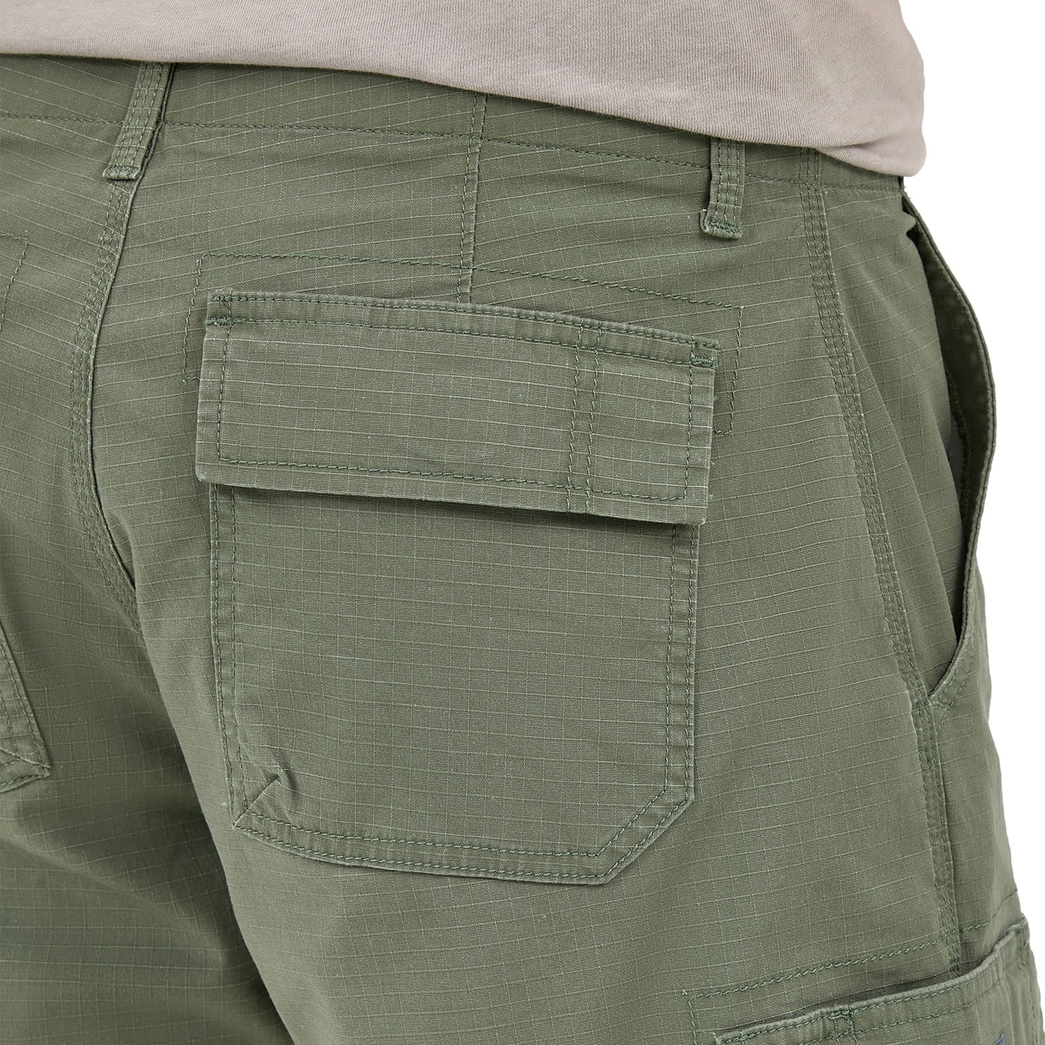 Lee® Men's Extreme Motion Carolina Cargo Short with Flex Waistband, Sizes 29-42
