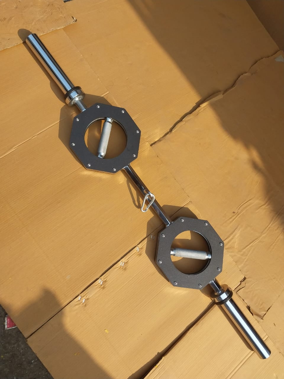 Barbell with Rotating Grips