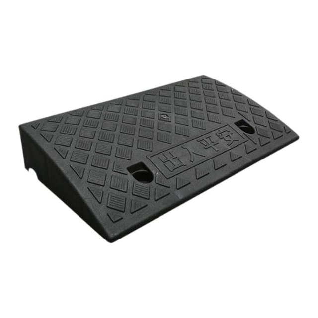 Xuanheng Curb Ramp AntiSlip Easy to Use Roadside Slope Pad for Trailers Driveway Cars Black 50cmx27cmx9cm