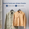 thumbnail image 4 of Ganchos de Madera Premium Serenelife, Ahorradores de Espacio, Resistentes, con Gancho Metálico Giratorio de 360°, para Abrigos, Pantalones y Vestidos, Negro, Pack 30, 4 of 7