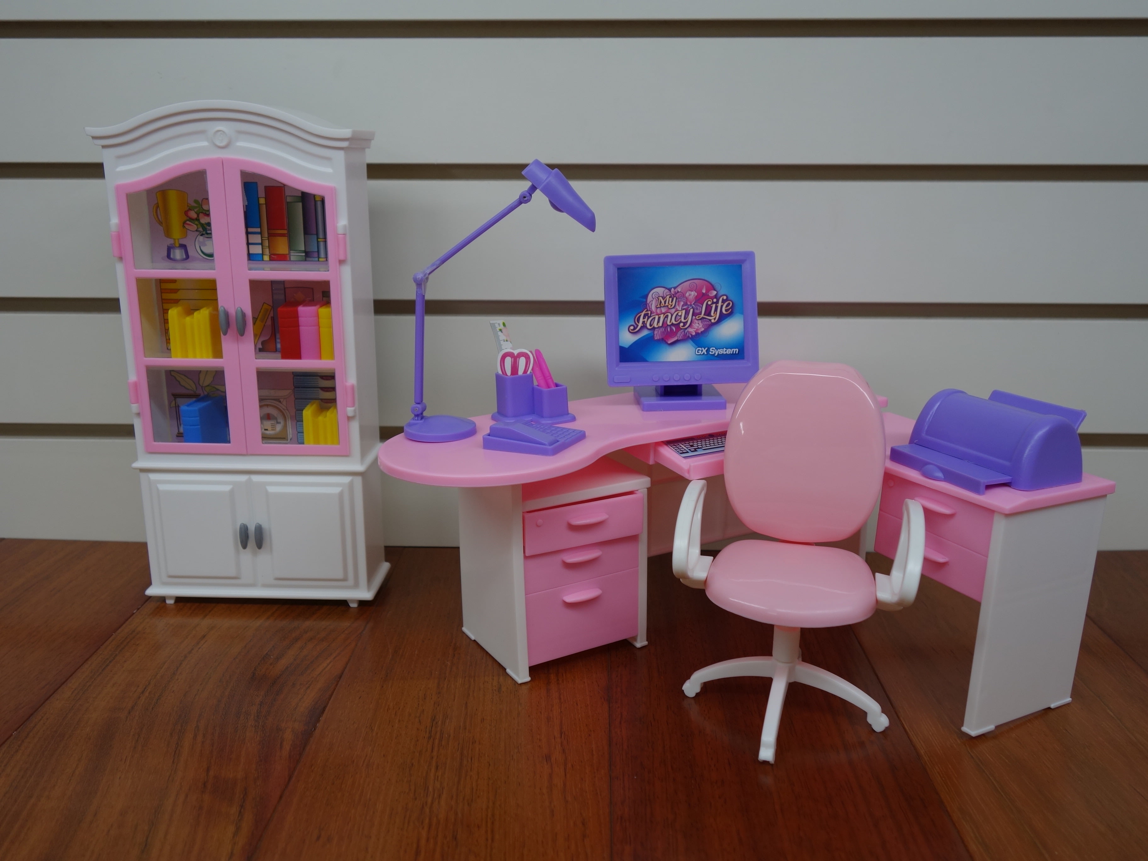 zfinding Gloria Dollhouse Furniture for Barbie Dolls Chairs Classroom W/ Desk 