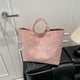 thumbnail image 5 of Bolso tote grande para mujer, ideal para el trabajo y los desplazamientos diarios | Bolso shopper informal y versátil con estampado de letras, 5 of 9