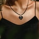 thumbnail image 4 of Collar de Choker de Corazón Rojo Uxcell, Collar de Corazón Grande de Vidrio con Cadena de Terciopelo Ajustable para Mujeres Y2K, 4 of 6