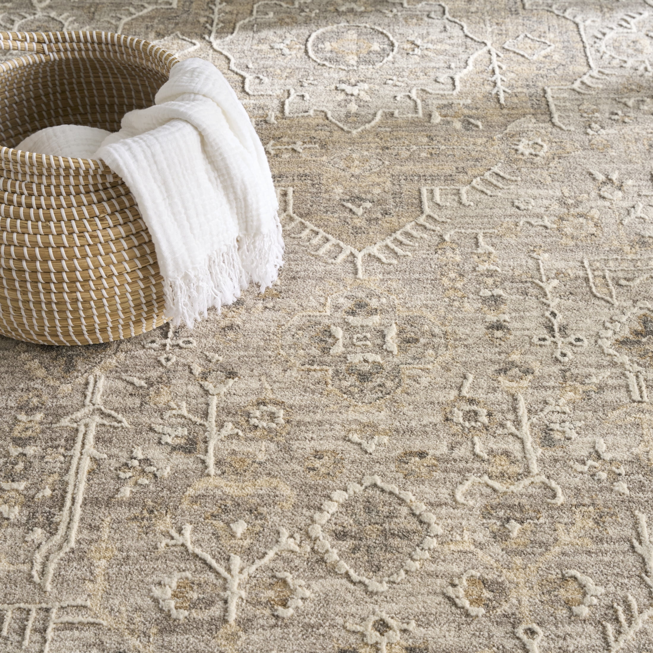 Nourison Harbor 5'3" x 7'6" Grey Vintage Indoor Rug
