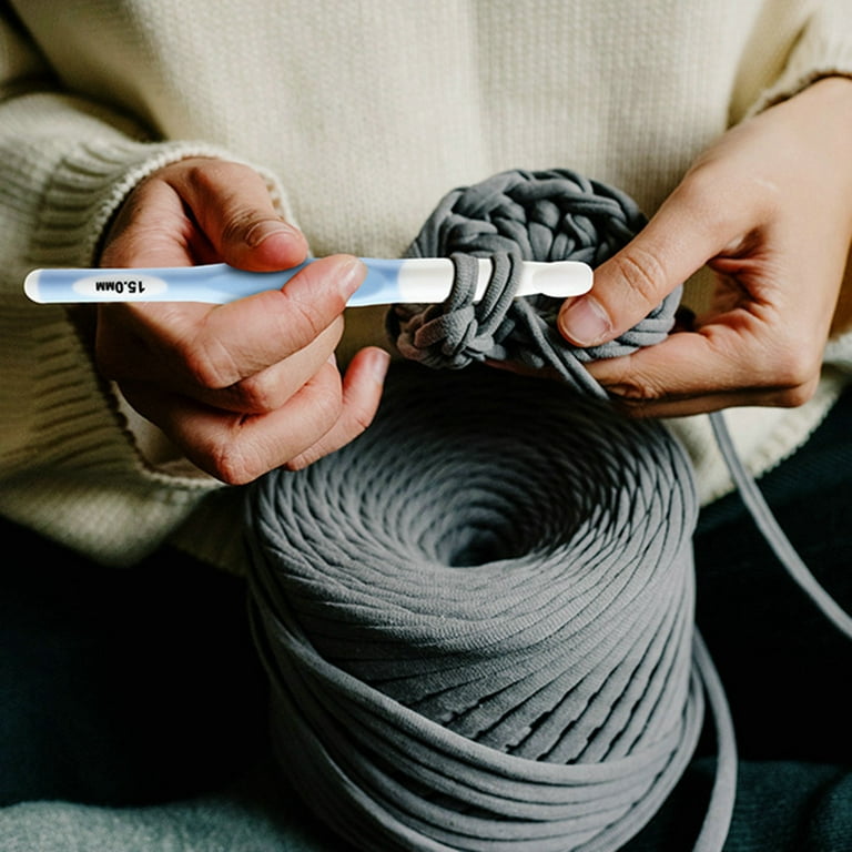 LANNEY Crochet Hooks Set 40pcs, Ergonomic Soft Grip Kitting