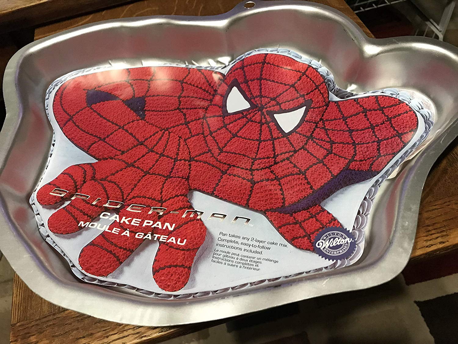 Spider Man Spiderman Cake Pan 2105 5050 02 Retired Marvel Comics Contoured Cake Pan Featuring Spider Man By Wilton Walmart Com