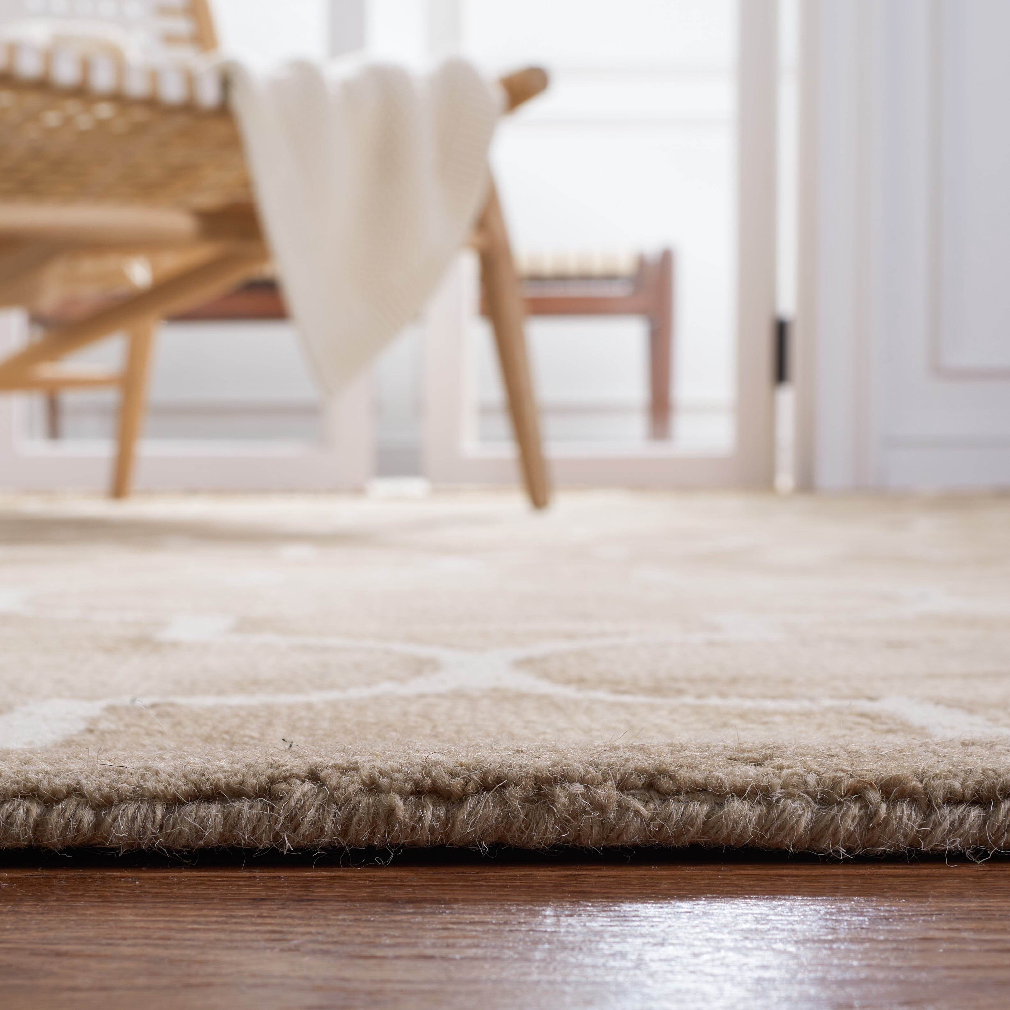 Safavieh Dip Dye Calanthe Geometric Wool Area Rug, Beige/Ivory, 5' x 5' Square