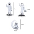 thumbnail image 2 of Decoración para tarta de cumpleaños Gloria 3 piezas plata Estatuilla de astronauta, 2 of 8