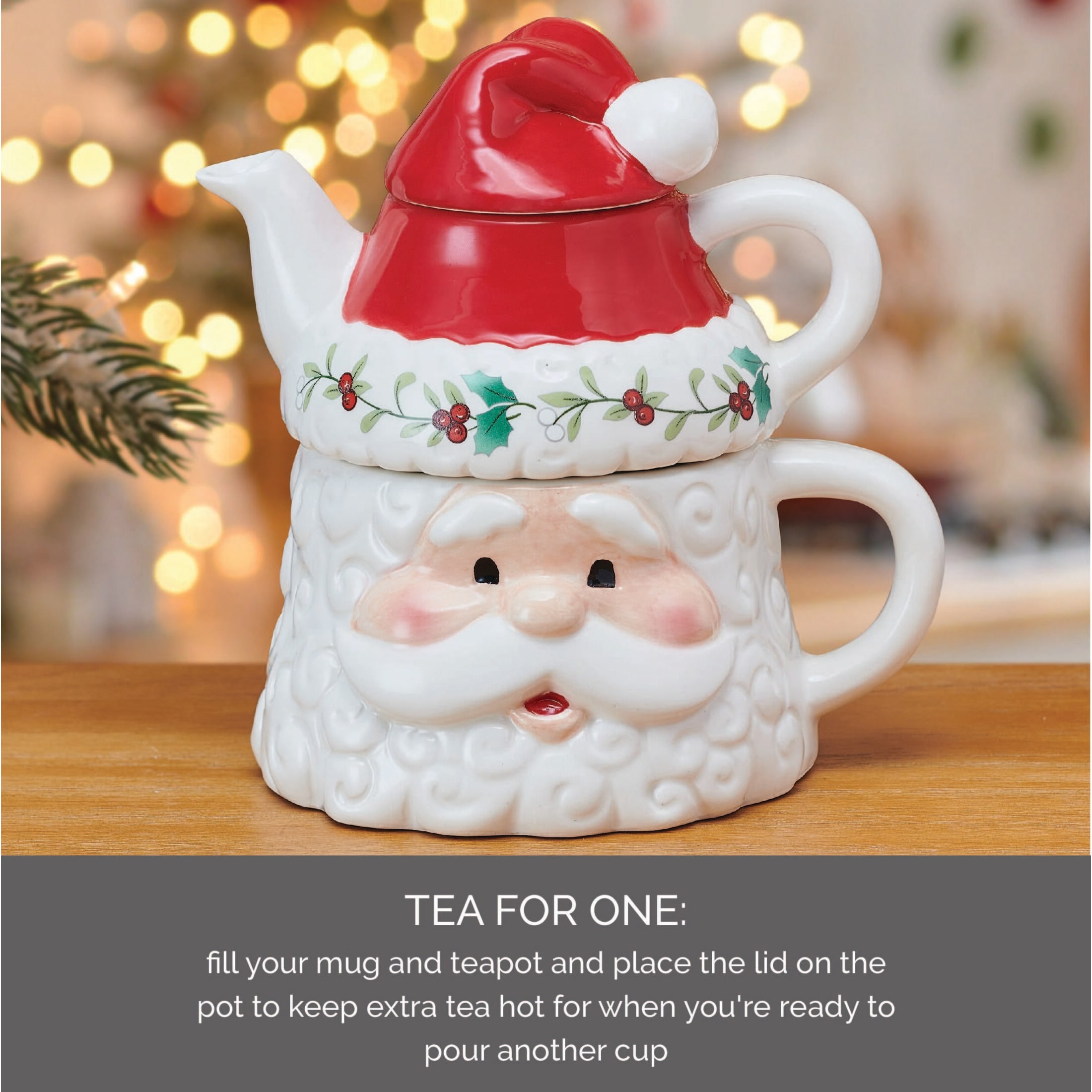 Pfaltzgraff Winterberry Dolomite Santa Teacup For One