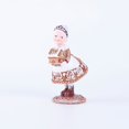 thumbnail image 2 of CHAO Regalos de decoración navideña de pan de jengibre para mujeres - Juego de 2 figuras coleccionables de pan de jengibre de resina Mr. Santa y Mrs. Santa, decoraciones navideñas, decoración del hoga, 2 of 2
