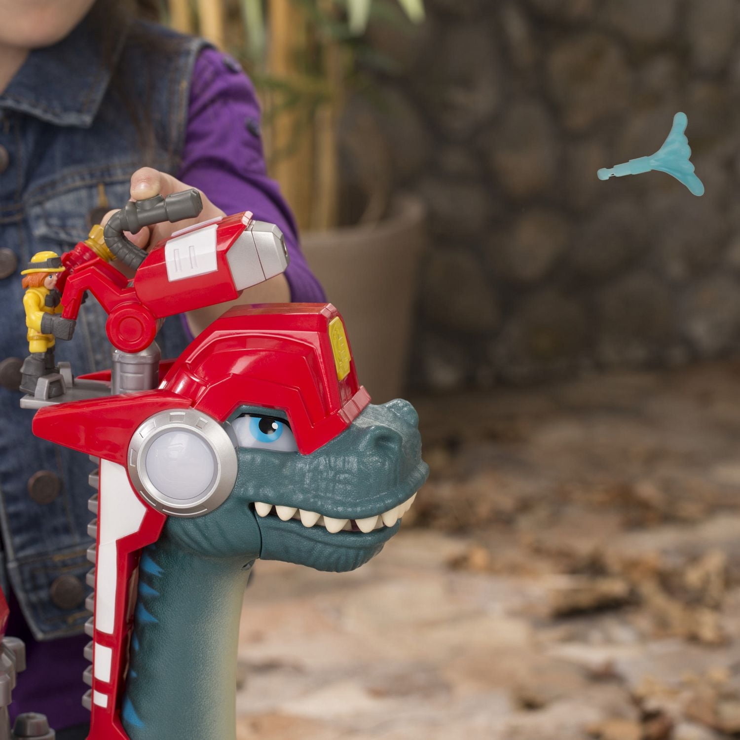 Playskool Heroes Chomp Squad Blazeasaurus And Sparks Mckenzie