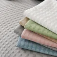 thumbnail image 4 of Cojín de sofá de seda de hielo de verano, antideslizante, en forma de L, protector de muebles, alfombrilla suave antideslizante para sofá de sala de estar, 4 of 5