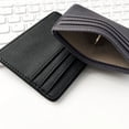 thumbnail image 4 of Estuche para tarjetas ultrafino de cuero con múltiples tarjetas Estuche para tarjetas de PU con desmagnetización antirrobo RFID Estuche para tarjetas de cuero con protección NFC, 4 of 5