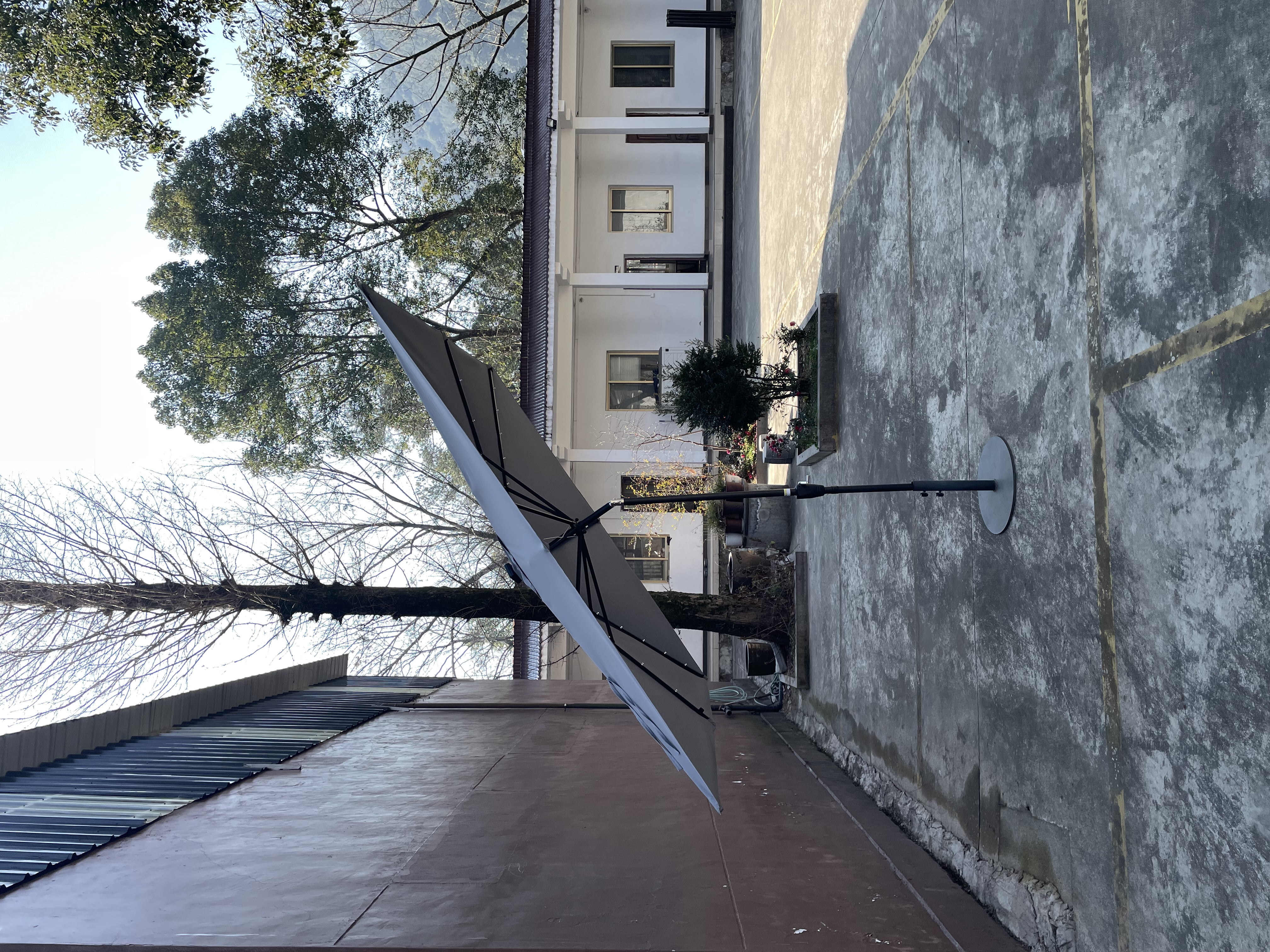2.5x2.5M Square Outdoor Patio Umbrella, Solar LED Lighted Sun Shade Canopy with 8 Ribs & Crank Base, Medium Grey