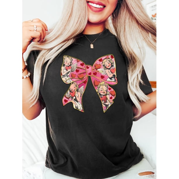 Chic Black T-Shirt with Pink Bow & Heart Design - Ideal Valentine's Day Gift, Women's Casual Short Sleeve Round Neck Top, Perfect for Spring/Summer, 100% Cotton Tee For Adult, Men, Women, Teen, Teena