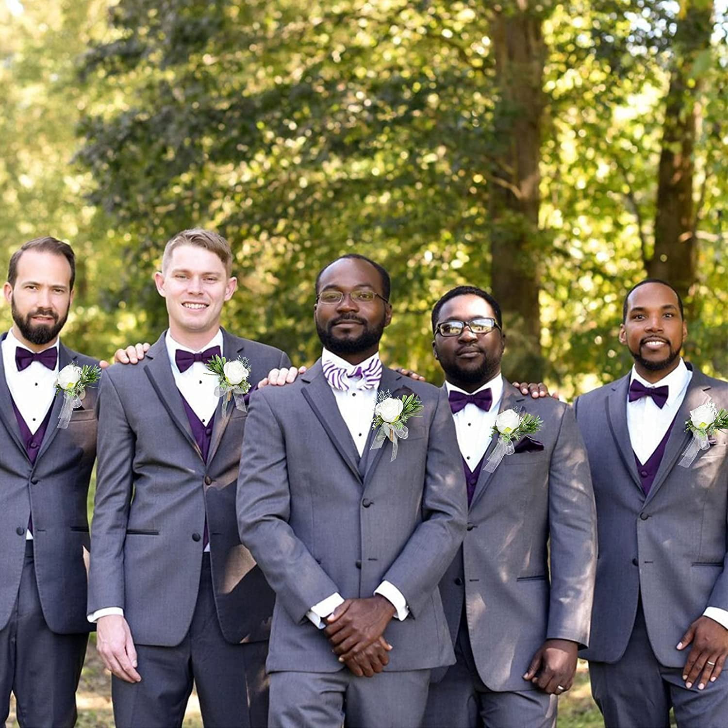 Groomsmen boutonnieres discount