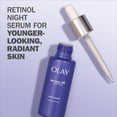 thumbnail image 4 of Sérum de nuit Olay Regenerist Rétinol 24, sérum anti-âge, sans parfum, 40 mL, 4 of 11