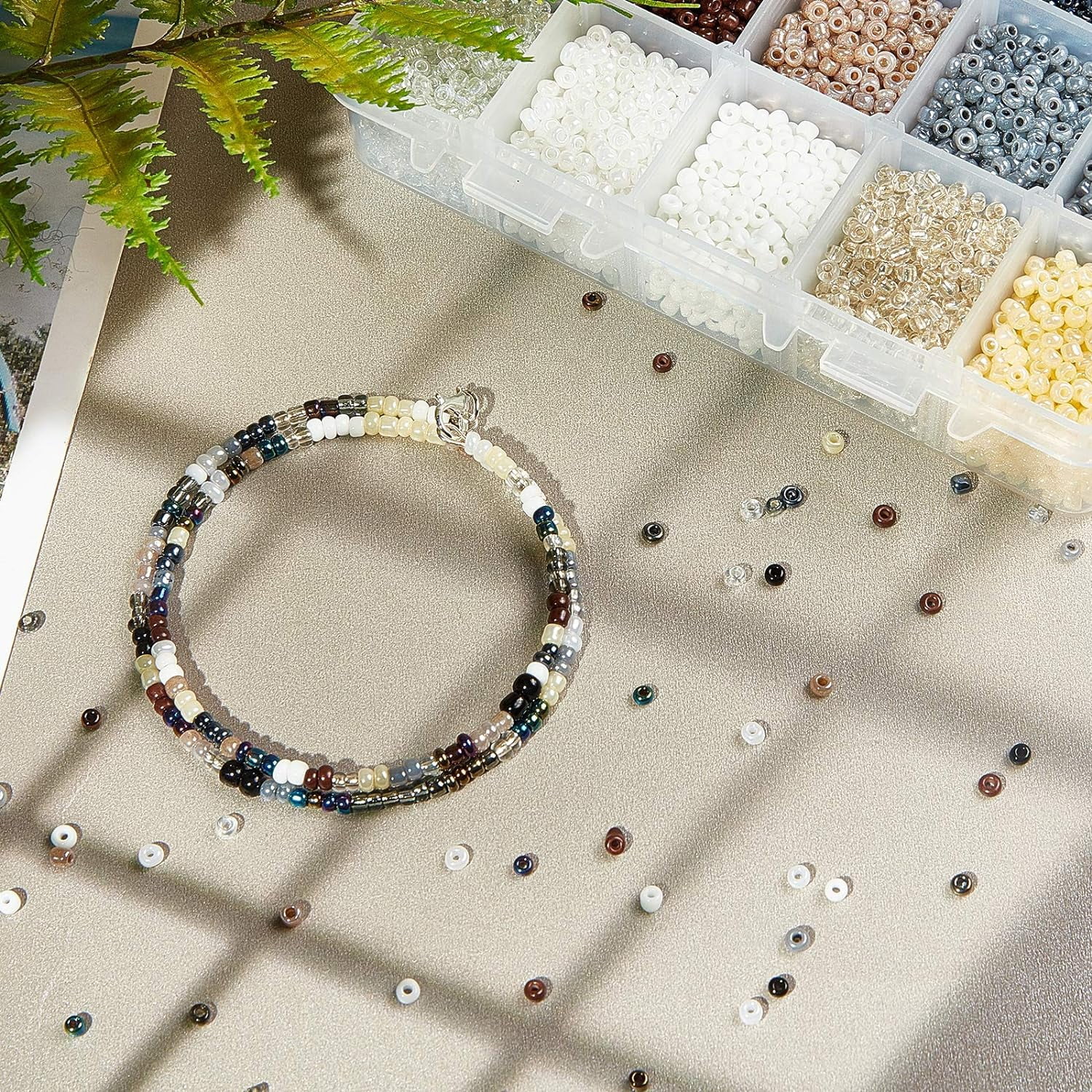 15 Colors 8/0 Glass Seed Beads 6750 Pcs Opaque Seed Beads 3mm Round Pony Beads Mini Spacer Loose Beads for DIY Craft Bracelet Necklace Jewelry Making Black