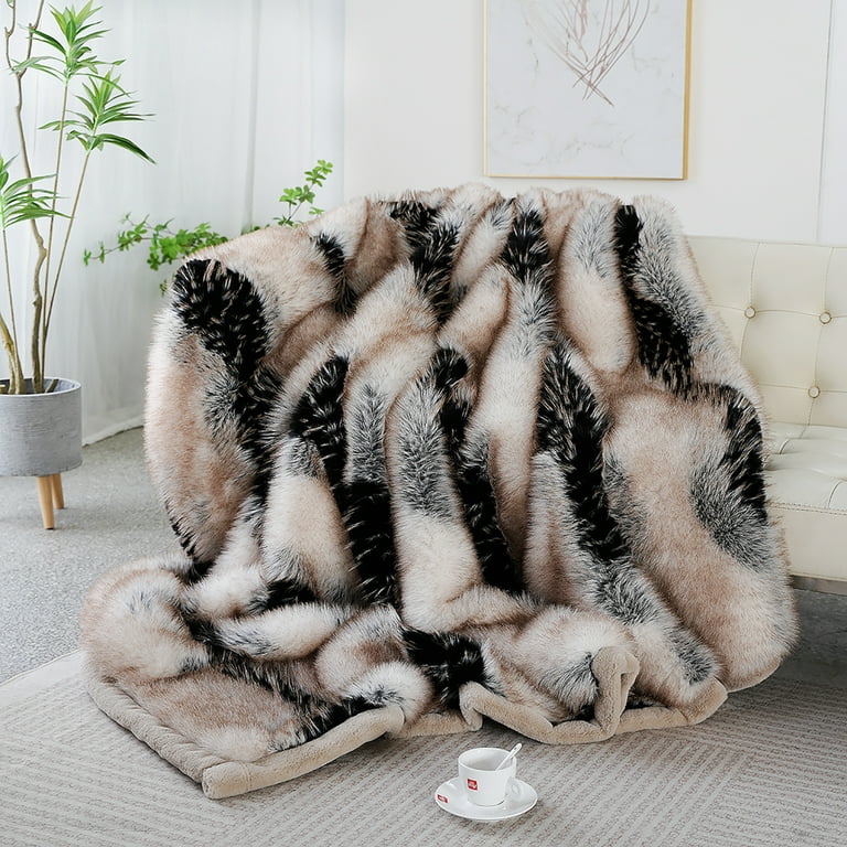 Faux Fur Weighted Blanket 9.5lbs Super Soft Plush Fuzzy Thick Warm Cozy Long Fur Throw Blankets 74 x90 Beige Walmart