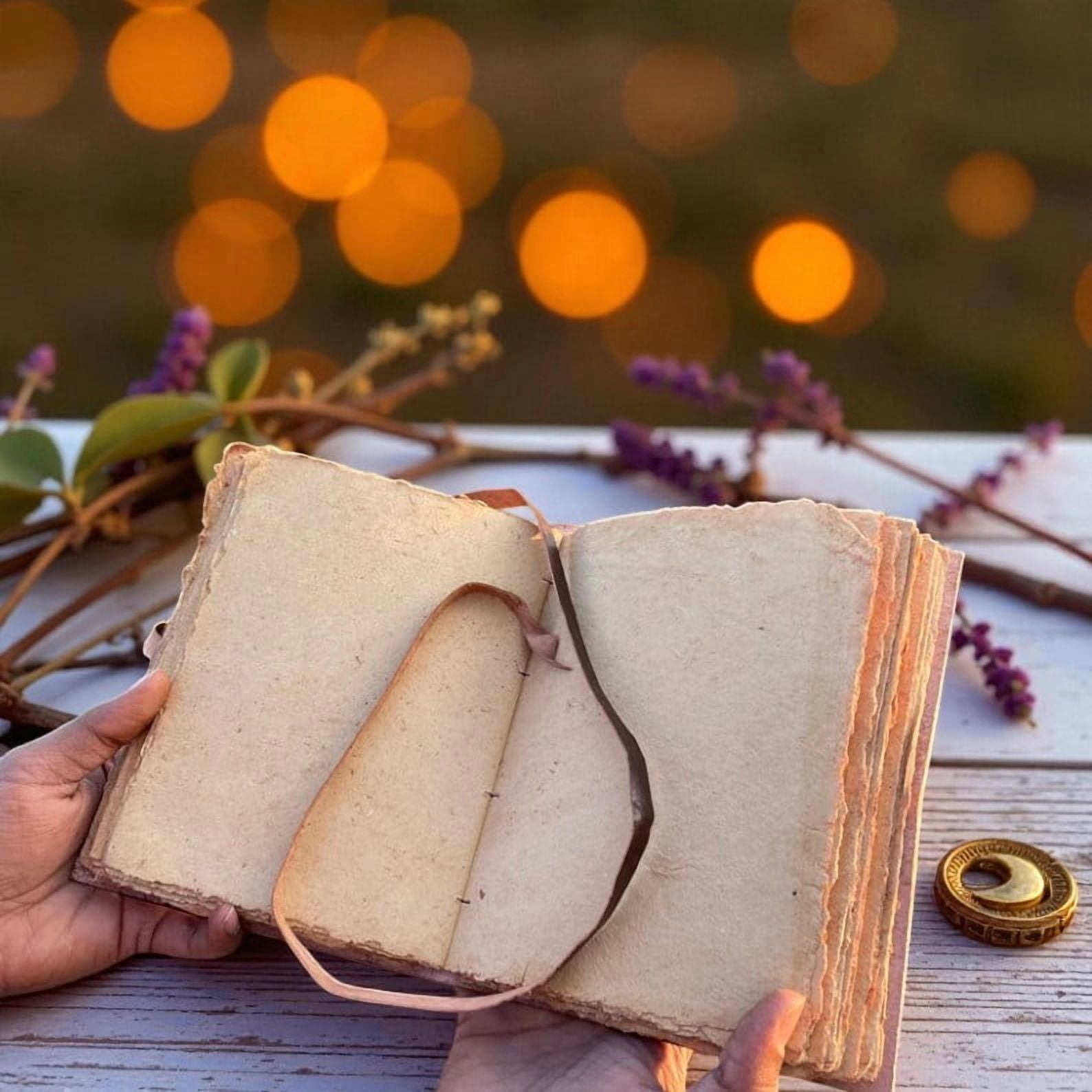 Handmade Leather Journal 5x7 Inch – Vintage Brown Notebook with 200 Deckle-Edge Pages, Travel Diary, Sketchbook, Gift for Writers
