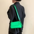 thumbnail image 3 of PENGXIANG Sac à Main pour Femmes Surface Brillante Grande Capacité Rabat Résistant à l'Usure Anti-Rayures Collocation Quotidienne Confortable Mode Sac à Bandoulière Simple Accessoires de Mode, 3 of 11