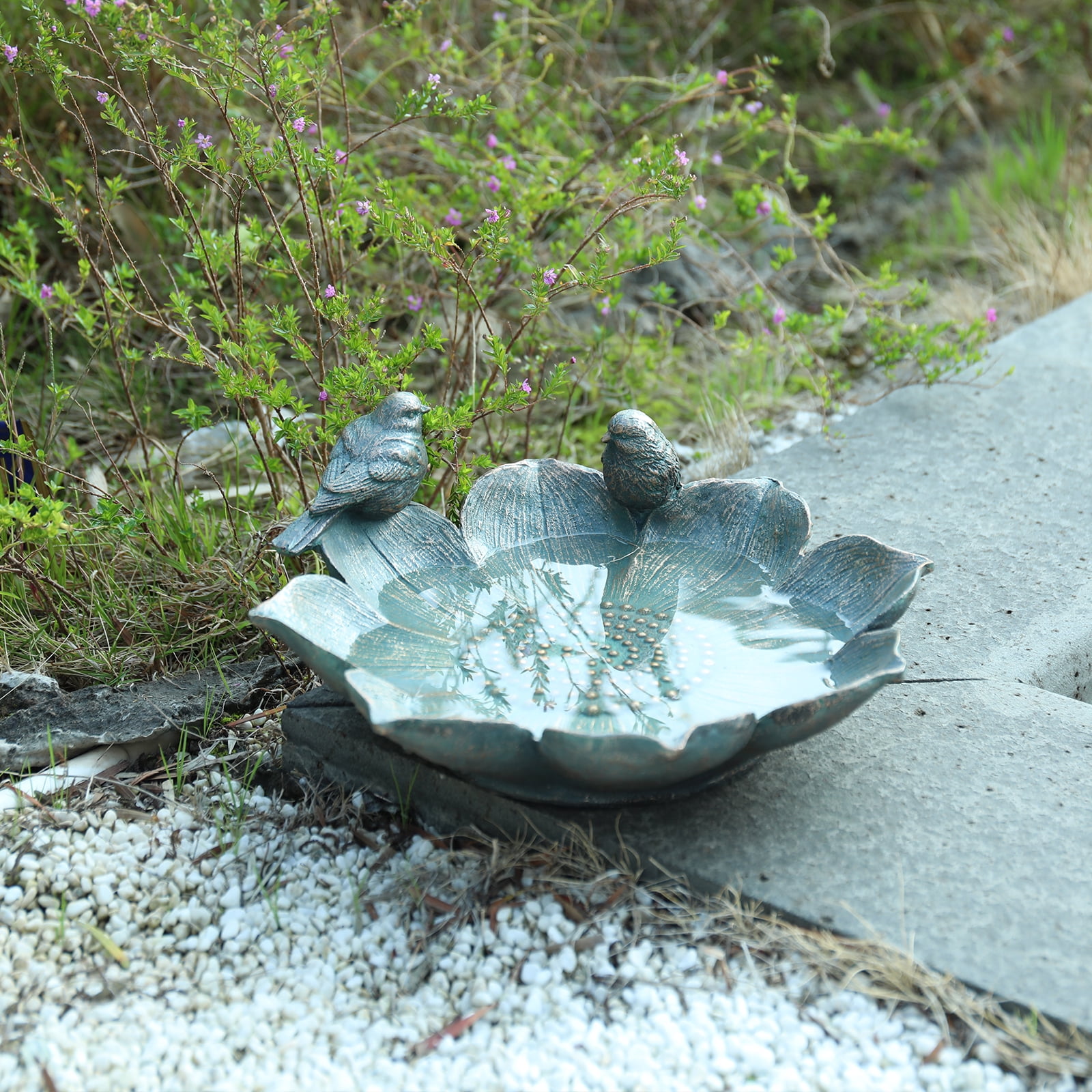 Outdoor Vintage Elegance Resin Bird Bath Bowl with Ornamental Birds, Perfect for Yard Decor & Outdoor Table Centerpiece