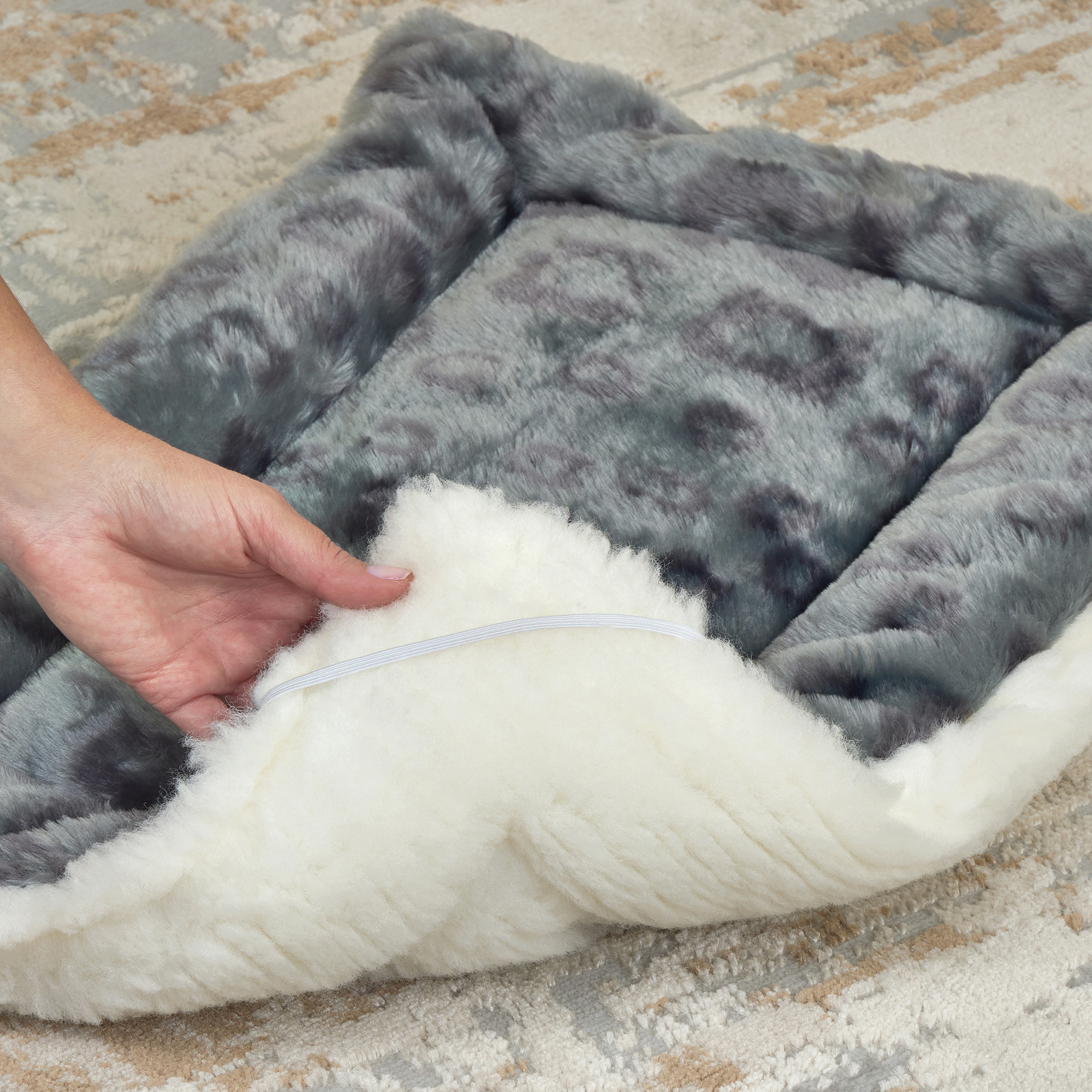 MidWest Homes for Pets Reversible Spotted Pet Bed photo 7
