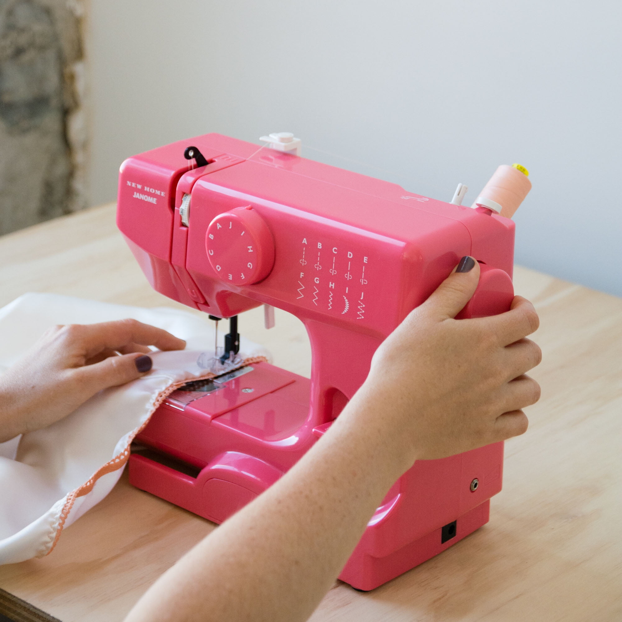 Janome Fastlane Fuchsia Mini Portable Sewing Machine 10 Built-In Stitches 