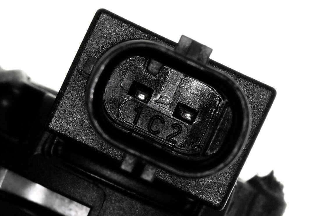 VEMO V30-99-2272 Thermostat, coolant