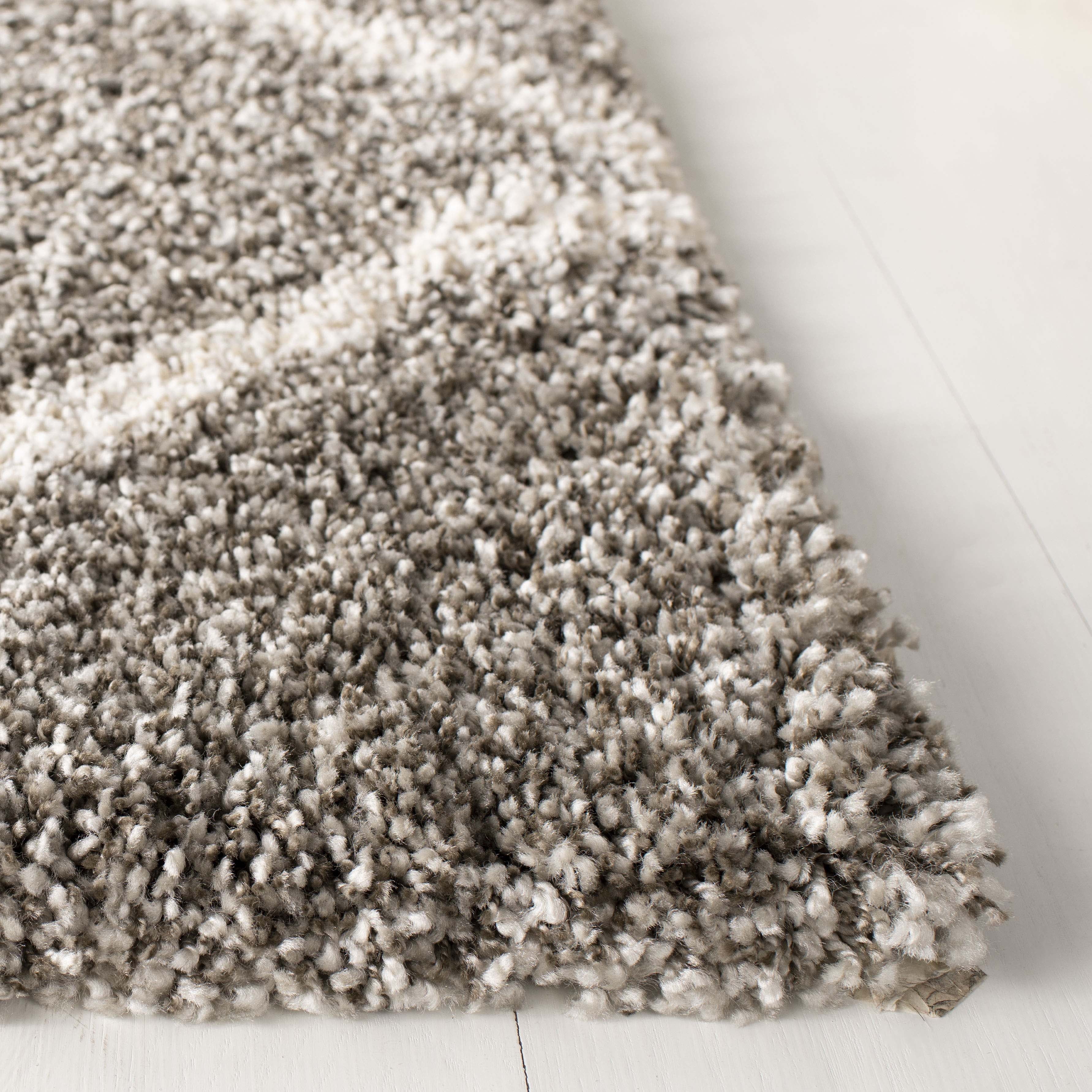 SAFAVIEH Hudson Amias Geometric Shag Runner Rug, Grey/Ivory, 2'3" x 16'
