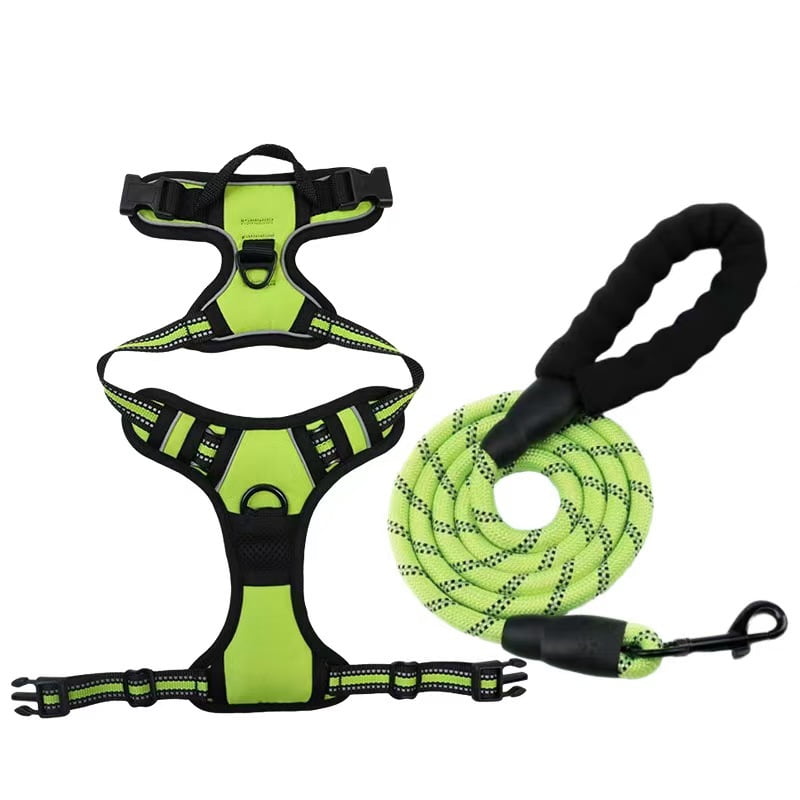 No-pull shockproof dog vest with reflective strip, made of comfortable nylon material, suitable for agility training and nighttime walks. Comes with harness and leash set