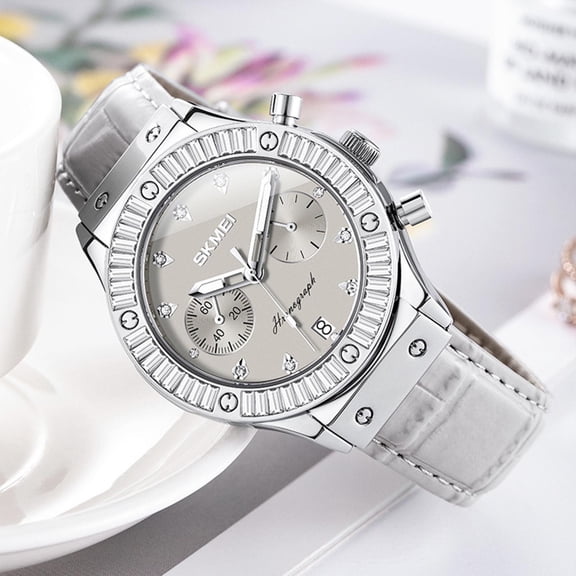 Women's Watch with Crystal Rhinestone Bezel and Date Display, Waterproof Leather Strap Dress Watch, Elegant Timepiece Gift for Women(Gray)