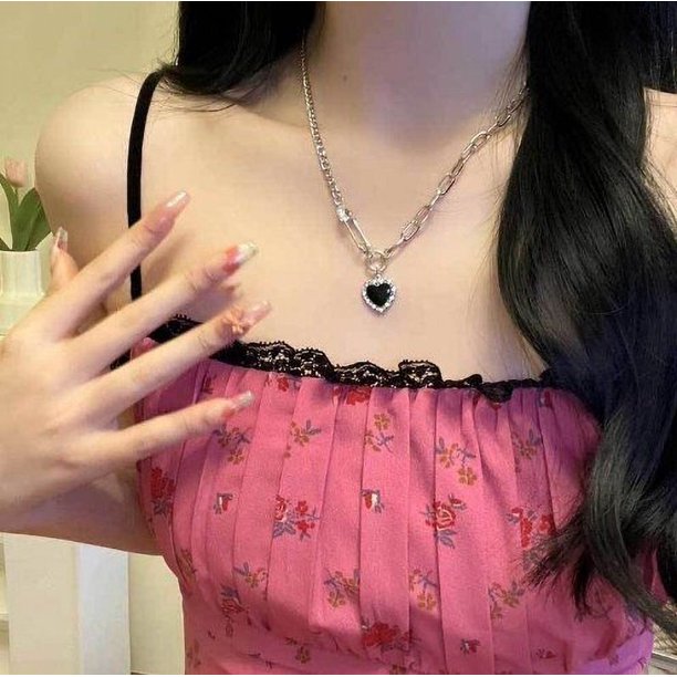 2022 nueva tendencia de moda diseño único elegante delicado Rosa amor circón clavícula collar mujeres joyería fiesta regalo al por mayor Dengxun unisex