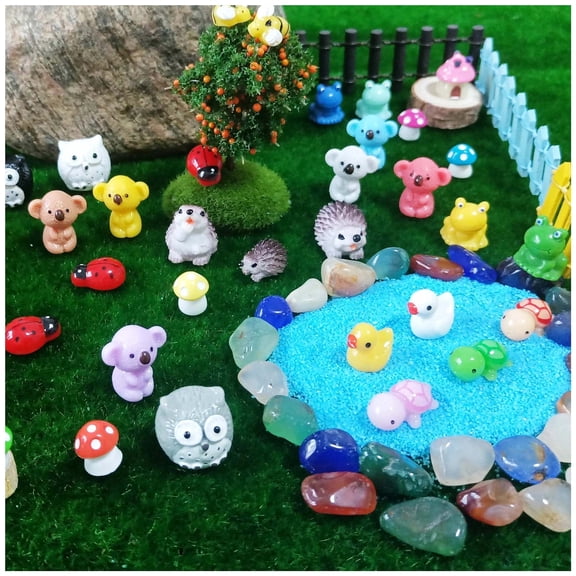 100 Pcs Mini Resin Animals Figures, Assorted Plastic Tiny Animals to Hide Figurines for Miniature Fairy Garden Decoration