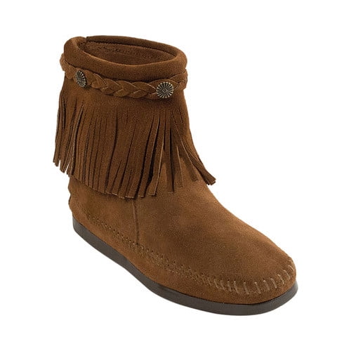 amazon minnetonka boots