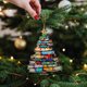 thumbnail image 5 of Adornos navideños, regalos navideños, libro, árbol de Navidad, decoración de pared, colgante de puerta, decoración festiva, hoja de arce., 5 of 8