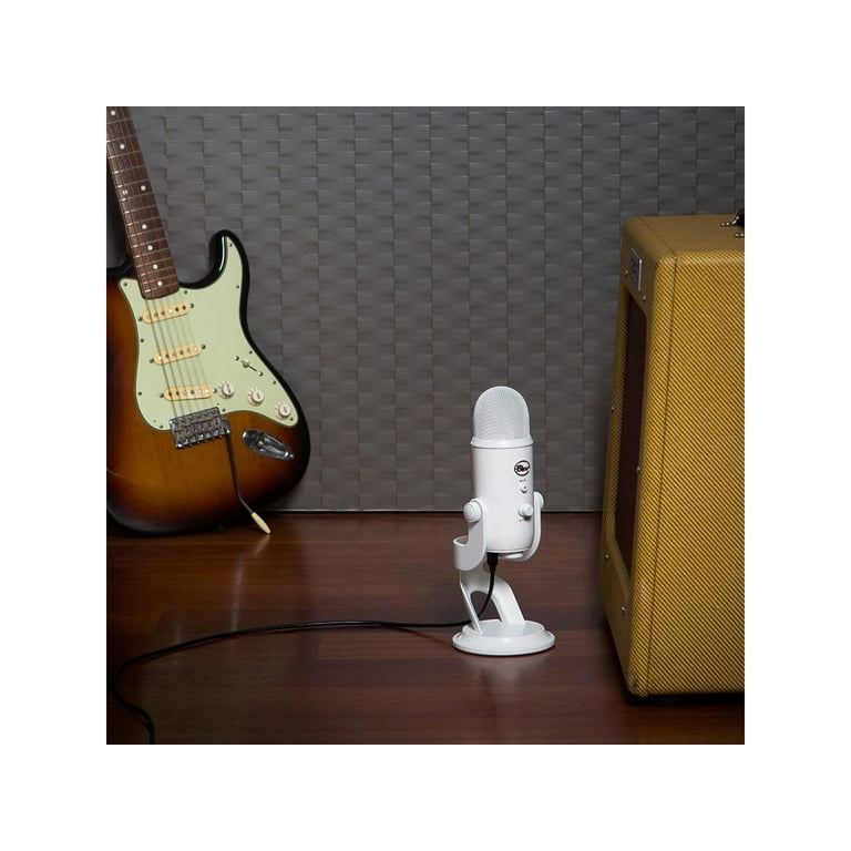 Blue Microphone Yeti USB Desktop Microphone for Gaming Blue Microphone Yeti USB Desktop Microphone for Gaming