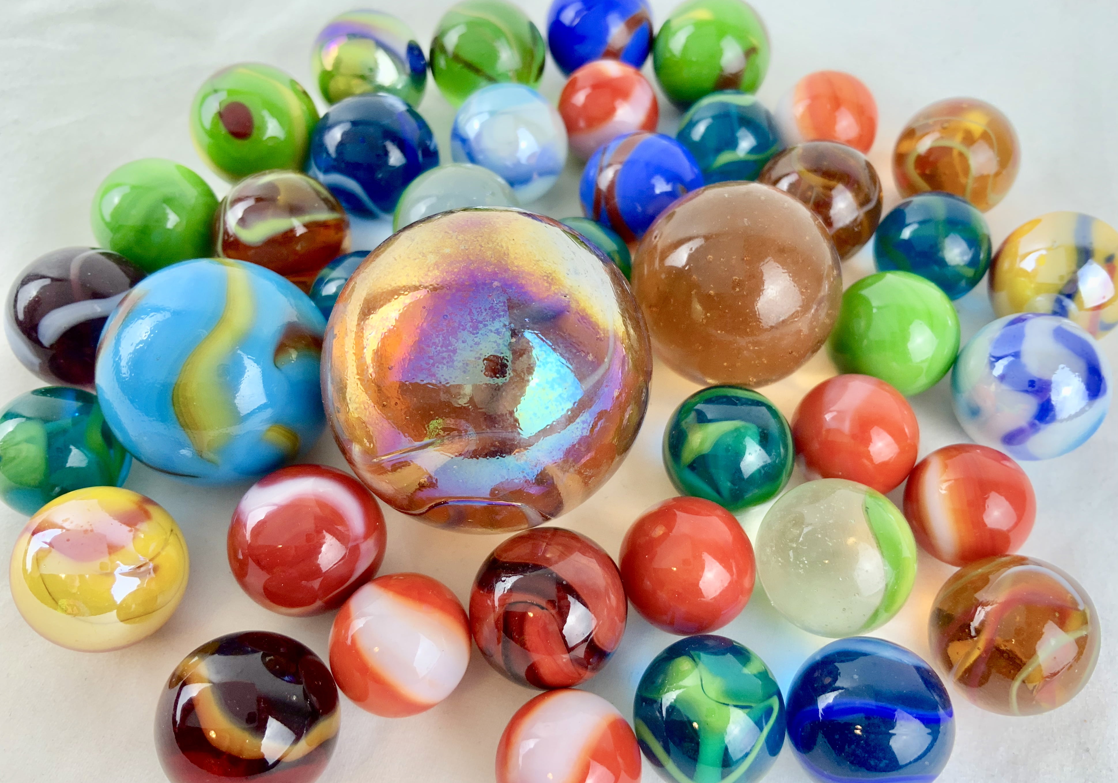 NEW 10 THUNDERBOLT 16mm GLASS MARBLES TRADITIONAL GAME or COLLECTORS ITEMS HOM 